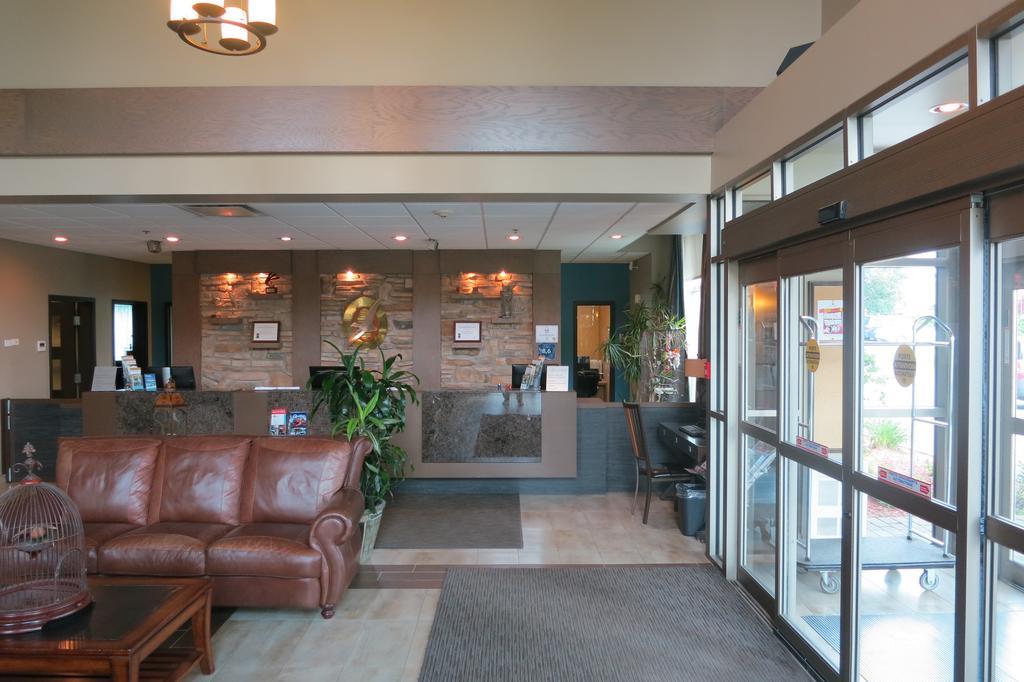 Days Inn By Wyndham Levis Lévis Exterior foto
